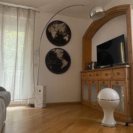Living Vittoria: Vicino Al Centro Di Bolzano Apartment Exterior foto