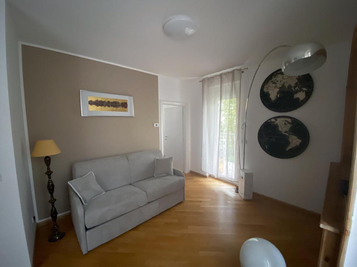 Living Vittoria: Vicino Al Centro Di Bolzano Apartment Exterior foto