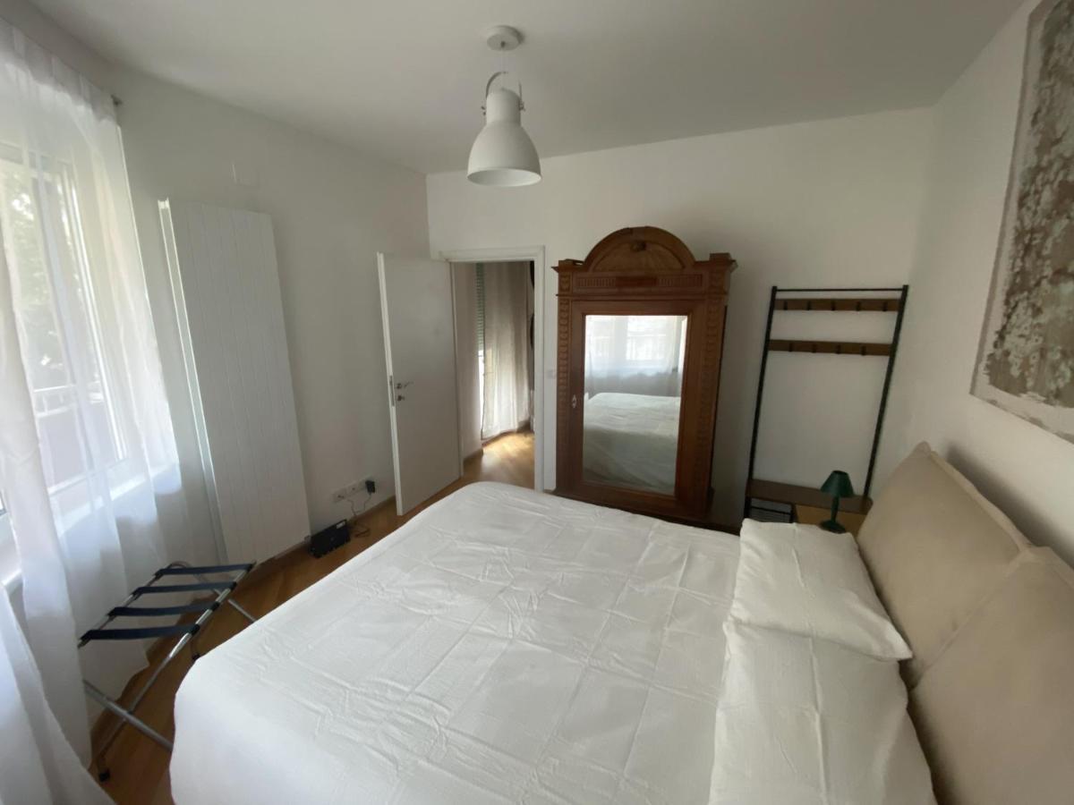 Living Vittoria: Vicino Al Centro Di Bolzano Apartment Exterior foto